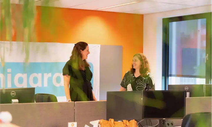 Software development careers at Keylane, modern office environment, team collaboration, technology, innovation, networking, professional growth, career opportunities, software engineers, tech industry.